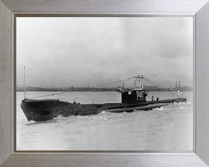 HMS Astute (P447) Photo Print - Port Side - Royal Navy Amphion Class Submarine Hampshire Prints 10 x 8 Silver Frame No