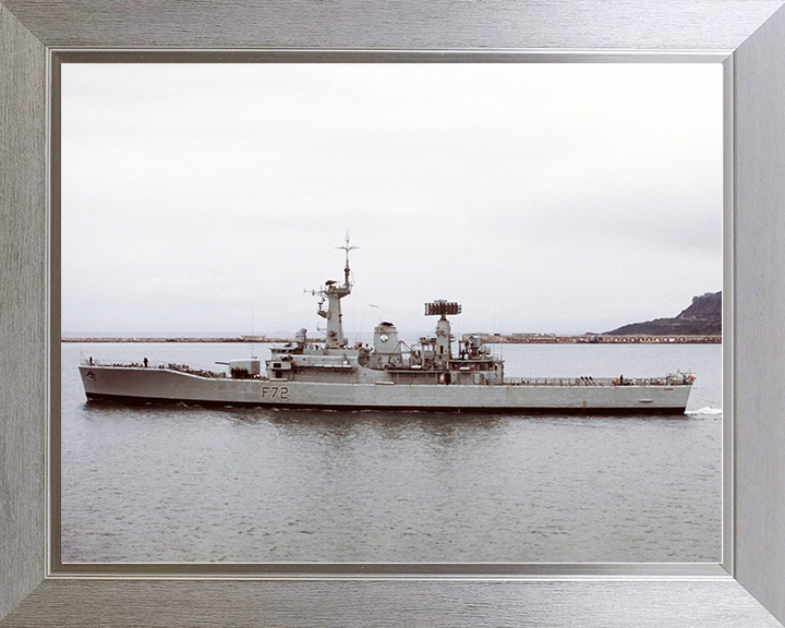 HMS Ariadne (F72) Royal Navy Leander Class Frigate Port Beam View Photo Print Wall Art Decor Posters, Prints, & Visual Artwork Hampshire Prints 10 x 8 Silver Frame No