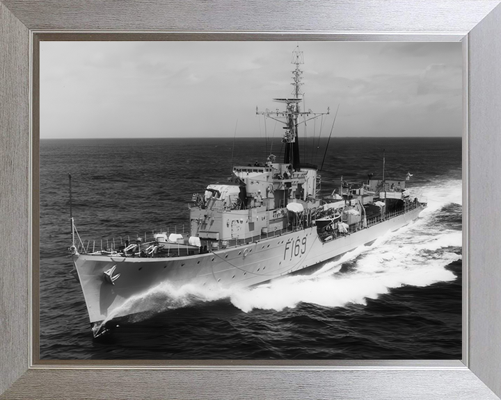 HMS Paladin (F169) Photo Print - At Sea - Royal Navy Type 16 Frigate Hampshire Prints 10 x 8 Silver Frame No