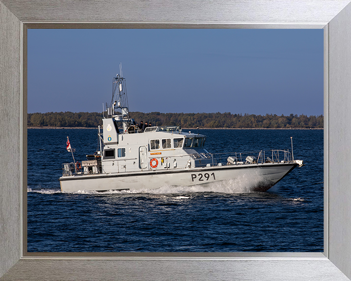 HMS Puncher (P291) Photo Print - At Sea 2025 - Royal Navy Archer Class P2000 Patrol Vessel Hampshire Prints 10 x 8 Silver Frame No