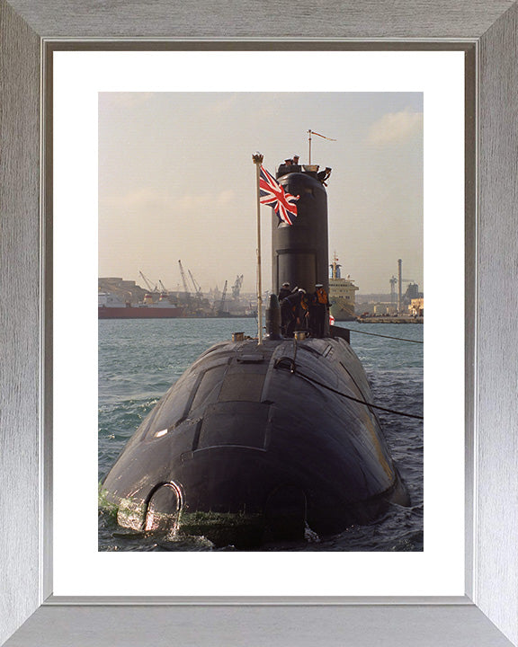 HMS Ursula S42 Royal Navy Victoria class Submarine Photo Print or Framed Print - Hampshire Prints