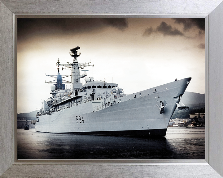 HMS Brave (F94) Royal Navy Type 22 Frigate Low Starboard Bow View Photo Print Wall Art Decor Posters, Prints, & Visual Artwork Hampshire Prints 10 x 8 Silver Frame No