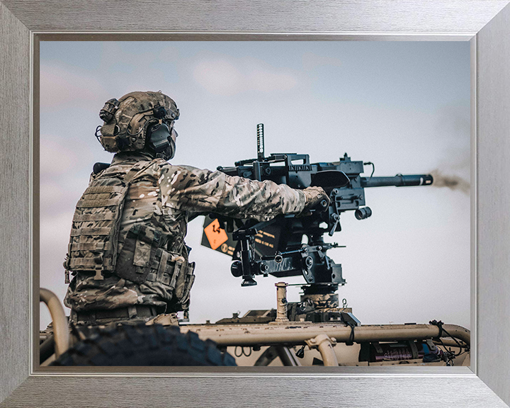 Soldier Firing a Grenade Machine Gun Photo Print - British Army Hampshire Prints 10 x 8 Silver Frame No