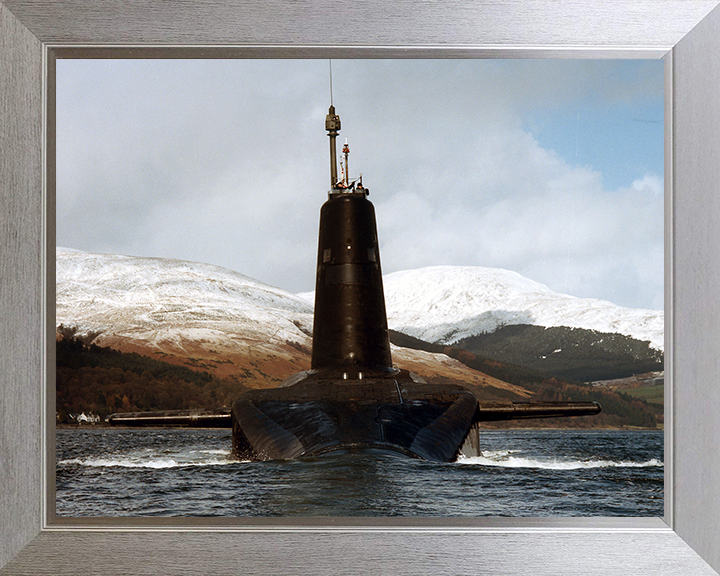 HMS Vanguard (S28) Photo Print - Loch Long 1997 - Royal Navy Vanguard Class Submarine Hampshire Prints 10 x 8 Silver Frame No