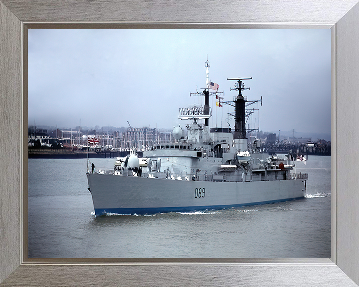 HMS Exeter D89 Royal Navy Type 42 Destroyer Photo Print or Framed Print - Hampshire Prints