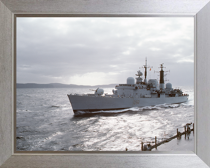 HMS Liverpool (D92) Photo Print - At Sea 1986 - Royal Navy Type 42 Destroyer Hampshire Prints 10 x 8 Silver Frame No
