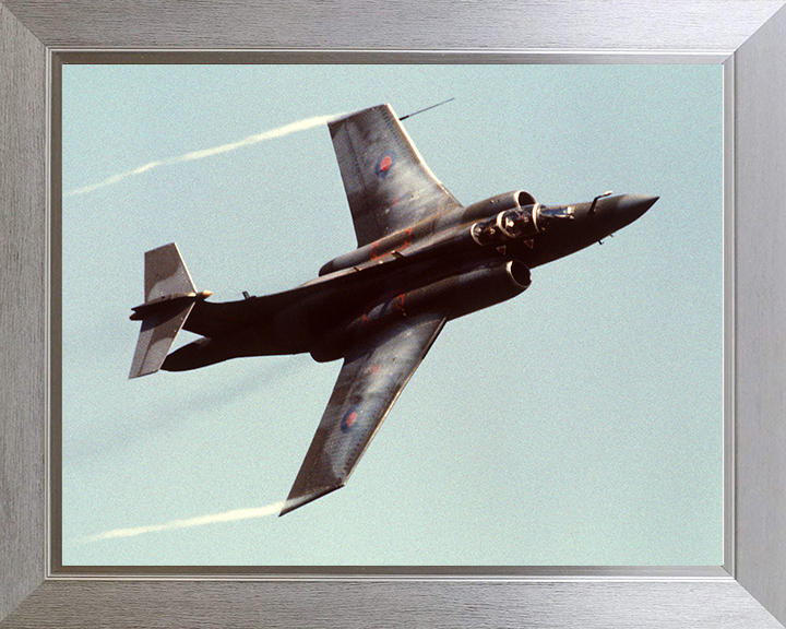 RAF Buccaneer S2b in flight Photo Print - Royal Air Force Aircraft Hampshire Prints 10 x 8 Silver Frame No