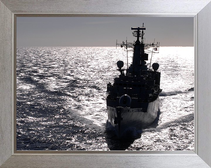 HMS Campbeltown (F86) Royal Navy Type 22 Frigate Silhouette Photo Print Wall Art Decor Posters, Prints, & Visual Artwork Hampshire Prints 10 x 8 Silver Frame No
