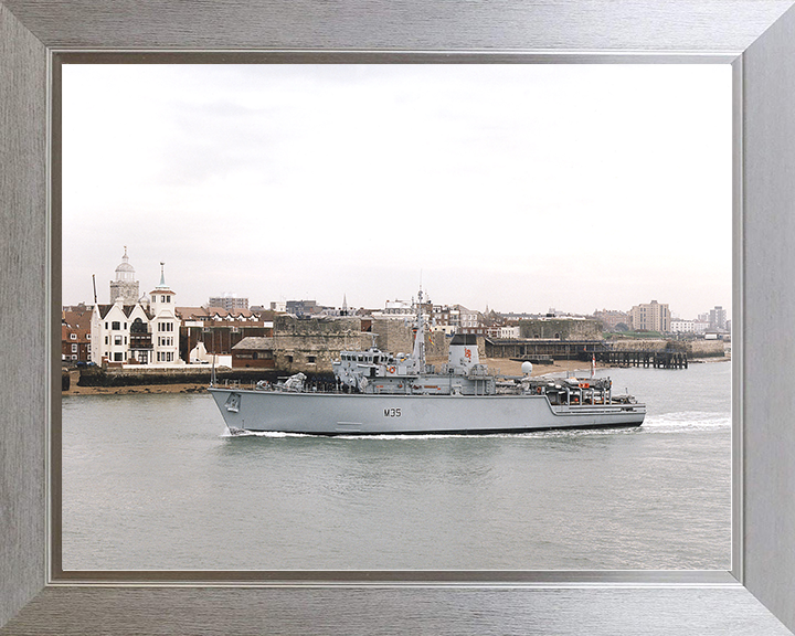 HMS Dulverton (M35) Royal Navy Hunt Class Mine Warfare Vessel Passing Old Portsmouth Photo Print Wall Art Decor Posters, Prints, & Visual Artwork Hampshire Prints 10 x 8 Silver Frame No