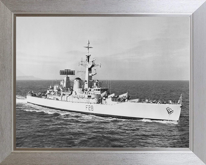HMS Cleopatra (F28) Royal Navy Leander Class Frigate Low Starboard View Photo Print Wall Art Decor Posters, Prints, & Visual Artwork Hampshire Prints 10 x 8 Silver Frame No