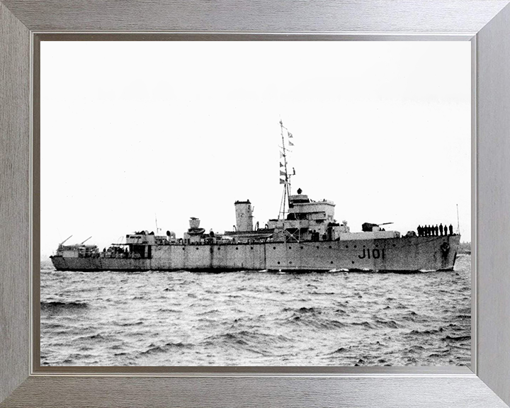 HMS Albacore (J101) Photo Print - At Sea 1944 - Royal Navy Algerine Class Minesweeper Posters, Prints, & Visual Artwork Hampshire Prints 10 x 8 Silver Frame No