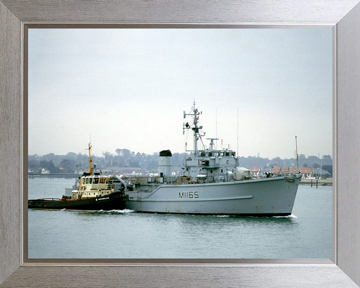 HMS Maxton (M1165) Photo Print - Entering Harbour - Royal Navy Ton Class Minesweeper Hampshire Prints 10 x 8 Silver Frame No