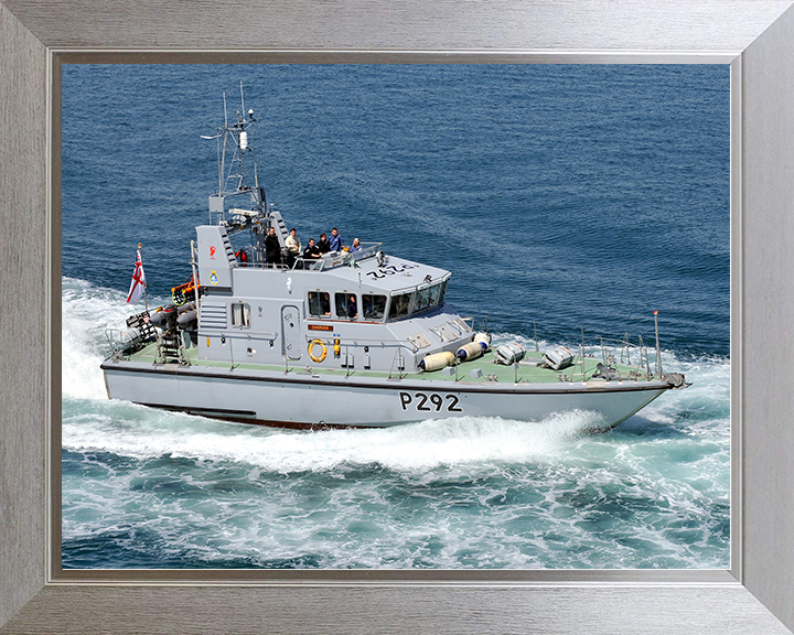 HMS Charger (P292) Royal Navy Archer Class Patrol Vessel Underway Photo Print Wall Art Decor Posters, Prints, & Visual Artwork Hampshire Prints 10 x 8 Silver Frame No