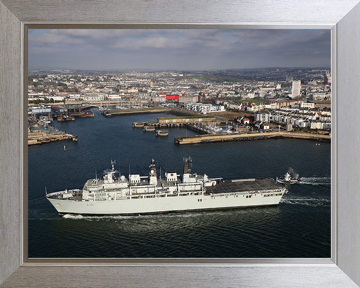 HMS Bulwark (L15) Royal Navy Albion Class Amphibious Ship Heading For Trials Photo Print Wall Art Decor Posters, Prints, & Visual Artwork Hampshire Prints 10 x 8 Silver Frame No