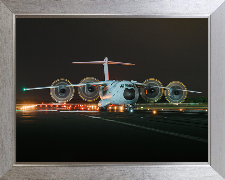 RAF Atlas A400M Powering up 2025 Photo Print - Royal Air Force Aircraft Posters, Prints, & Visual Artwork Hampshire Prints 10 x 8 Silver Frame No