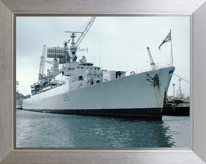 HMS Glamorgan D19 Royal Navy County class Destroyer Photo Print or Framed Print - Hampshire Prints