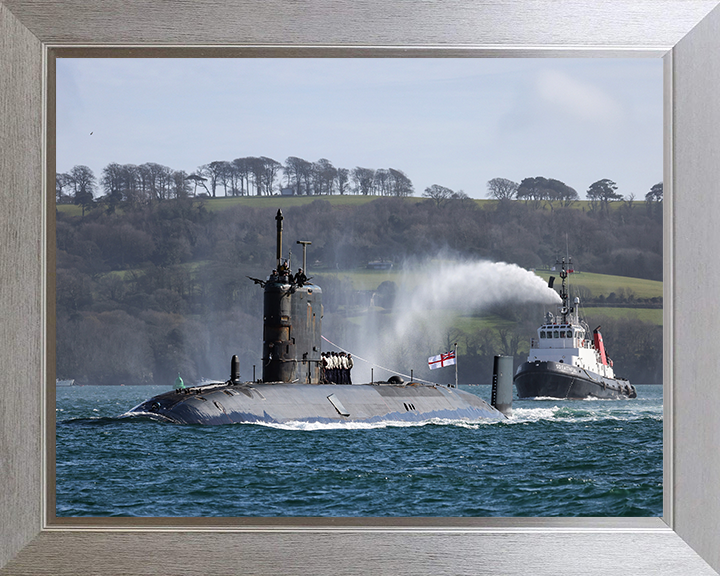 HMS Trenchant (S91) Photo Print - Paying Off 2021 - Royal Navy Trafalgar Class Submarine Hampshire Prints 10 x 8 Silver Frame No