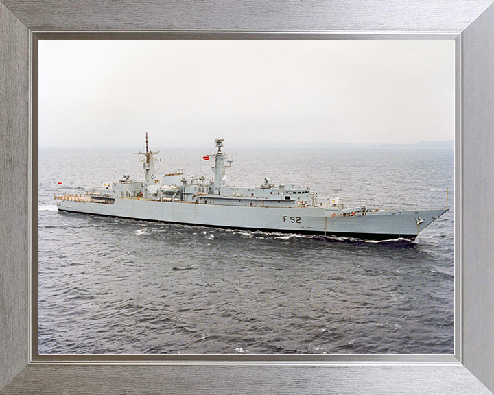 HMS Boxer (F92) Royal Navy Type 22 Frigate Underway Photo Print Wall Art Decor Posters, Prints, & Visual Artwork Hampshire Prints 10 x 8 Silver Frame No
