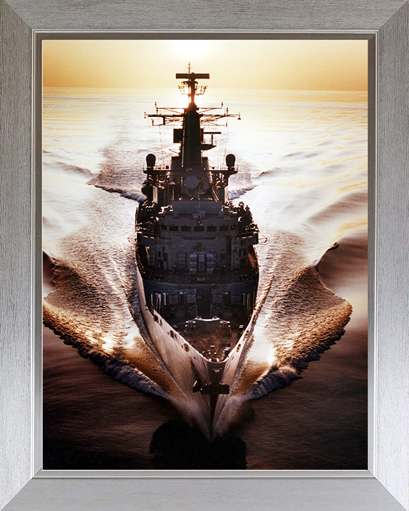 HMS Boxer (F92) Royal Navy Type 22 Frigate At Sunset 1997 Photo Print Wall Art Decor Posters, Prints, & Visual Artwork Hampshire Prints 10 x 8 Silver Frame No
