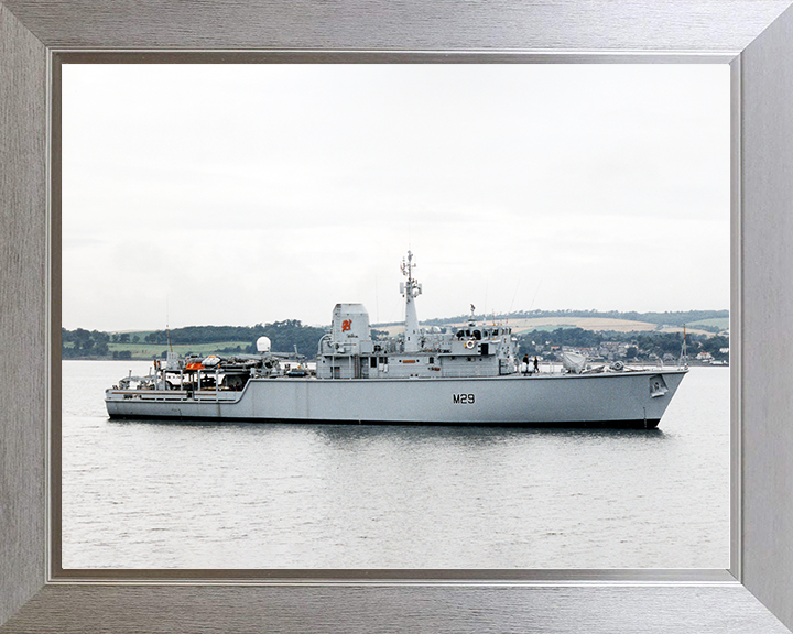 HMS Brecon (M29) Royal Navy Hunt Class Mine Warfare Vessel Starboard Beam View Photo Print Wall Art Decor Posters, Prints, & Visual Artwork Hampshire Prints 10 x 8 Silver Frame No