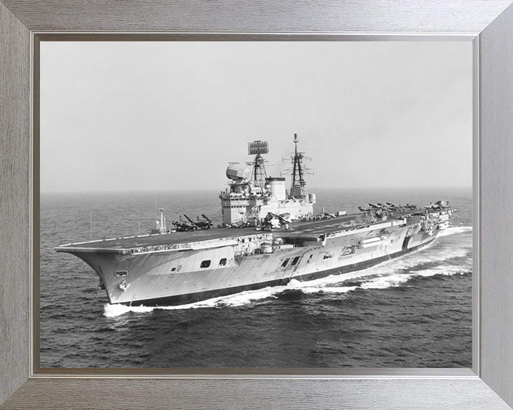 HMS Eagle (R05) Photo Print - Flight Deck View - Royal Navy Audacious Class Aircraft Carrier Hampshire Prints 10 x 8 Silver Frame No