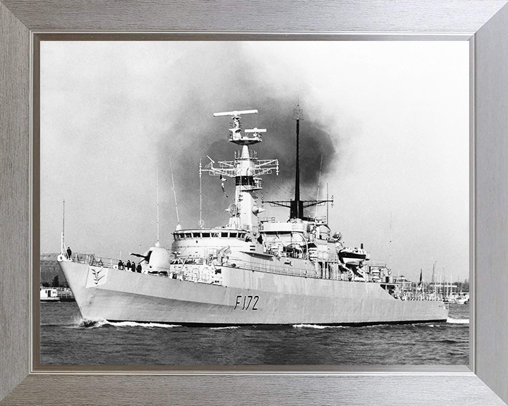HMS Ambuscade (F172) Royal Navy Type 21 Frigate Leaving Portsmouth Photo Print Wall Art Decor Posters, Prints, & Visual Artwork Hampshire Prints 10 x 8 Silver Frame No