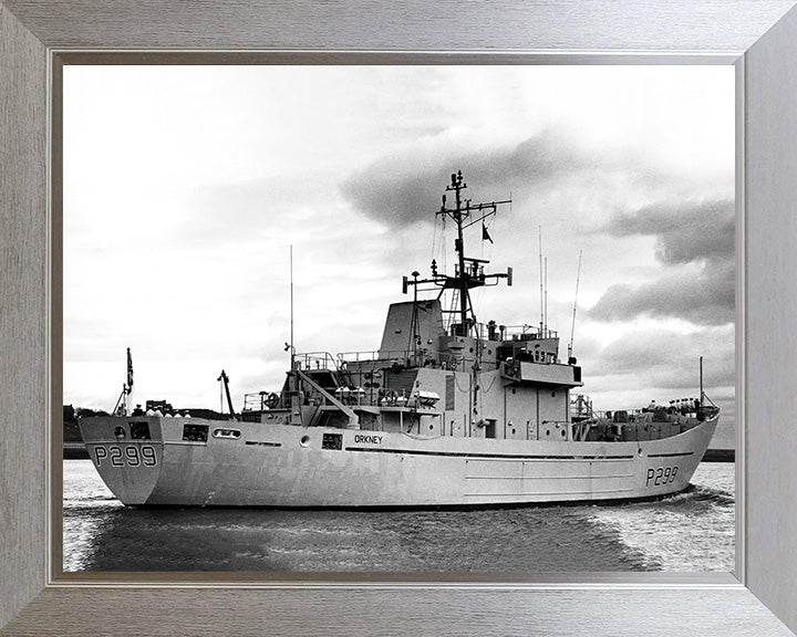 HMS Orkney P299 Royal Navy Island class patrol vessel Photo Print or Framed Print - Hampshire Prints