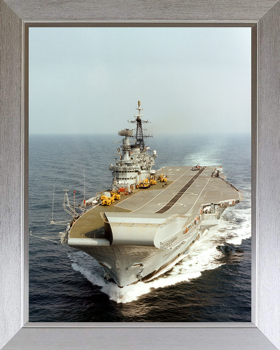 HMS Hermes R12 | Photo Print | Framed Print | Centaur Class | Aircraft Carrier | Royal Navy Hampshire Prints