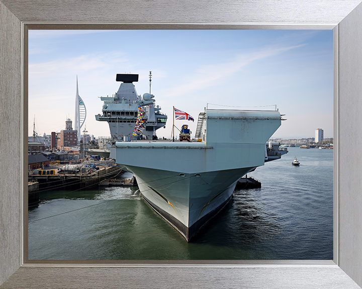 HMS Queen Elizabeth (R08) Photo Print - Portsmouth 2022 - Royal Navy Queen Elizabeth Class Aircraft Carrier Hampshire Prints 10 x 8 Silver Frame No