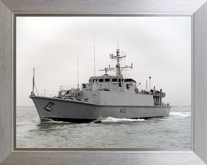 HMS Inverness (M102) Photo Print - at sea - Royal Navy Sandown Class Minehunter