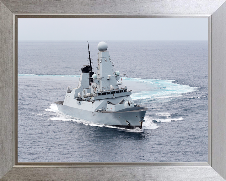 HMS Daring (D32) Royal Navy Type 45 Destroyer Making Turns Photo Print Wall Art Decor Posters, Prints, & Visual Artwork Hampshire Prints 10 x 8 Silver Frame No
