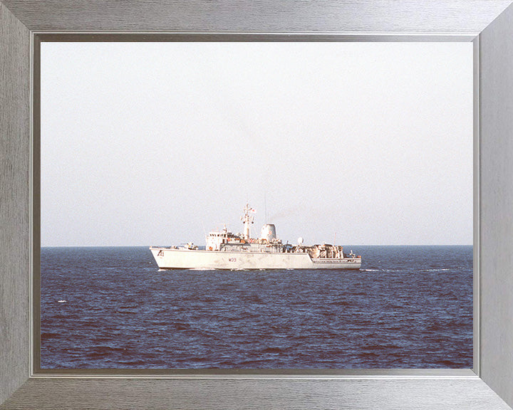 HMS Hurworth M39 | Photo Print | Framed Print | Hunt Class | Mine Warfare Vessel | Royal Navy Hampshire Prints