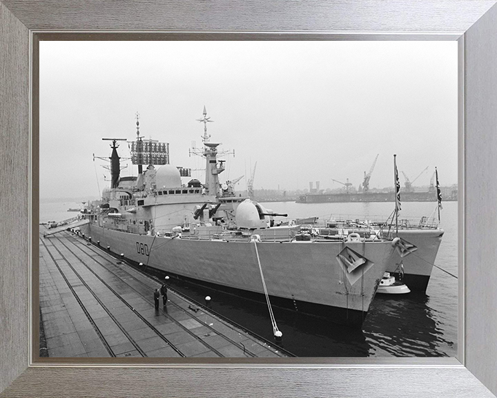 HMS Sheffield (D80) Photo Print - Amsterdam 1975 - Royal Navy Type 42 Destroyer Hampshire Prints 10 x 8 Silver Frame No