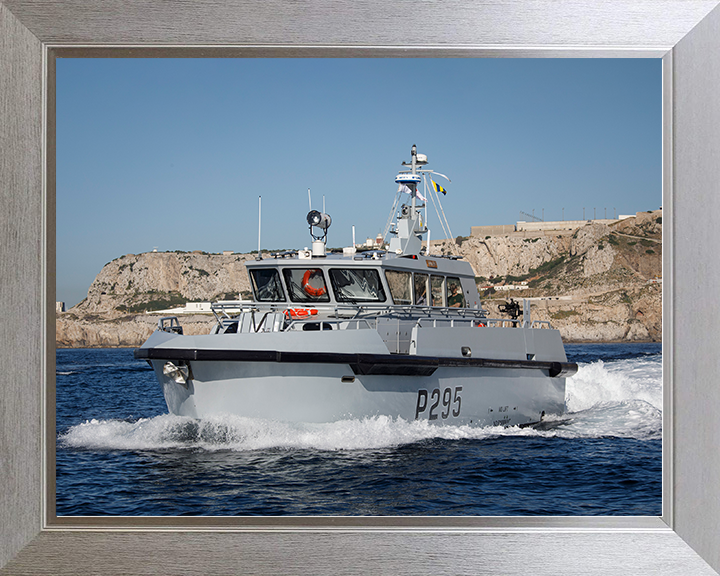 HMS Cutlass (P295) Royal Navy Cutlass Class Patrol Vessel Underway Photo Print Wall Art Decor Posters, Prints, & Visual Artwork Hampshire Prints 10 x 8 Silver Frame No