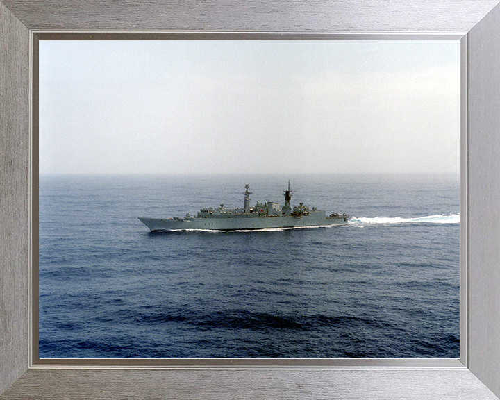 HMS Beaver (F93) Royal Navy Type 22 Frigate At Sea 1988 Photo Print Wall Art Decor Posters, Prints, & Visual Artwork Hampshire Prints 10 x 8 Silver Frame No