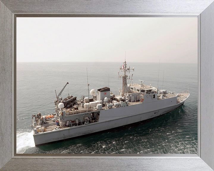 HMS Ramsey M110 | Photo Print | Framed Print | Sandown Class | Minehunter | Royal Navy Hampshire Prints