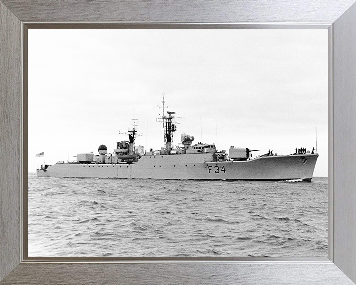HMS Puma (F34) Photo Print - at sea 1958 - Royal Navy Leopard Class Frigate Hampshire Prints 10 x 8 Silver frame No