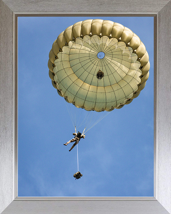British Army Paratrooper Under Canopy From Below Photo Print Wall Art Military Decor Posters, Prints, & Visual Artwork Hampshire Prints 10 x 8 Silver Frame No
