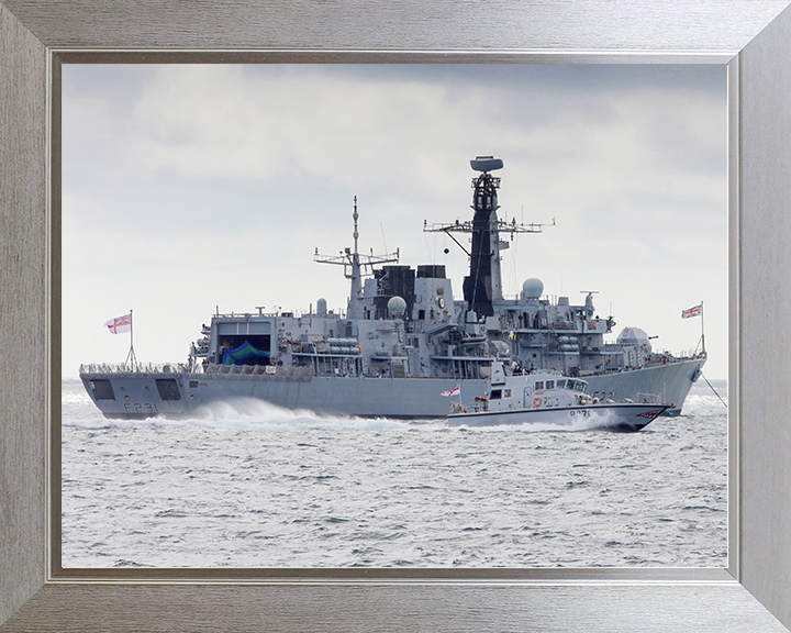 HMS Argyll (F231) Royal Navy Type 23 Frigate With P2000 Wall Art Photo Print Naval Decor Posters, Prints, & Visual Artwork Hampshire Prints 10 x 8 Silver Frame No