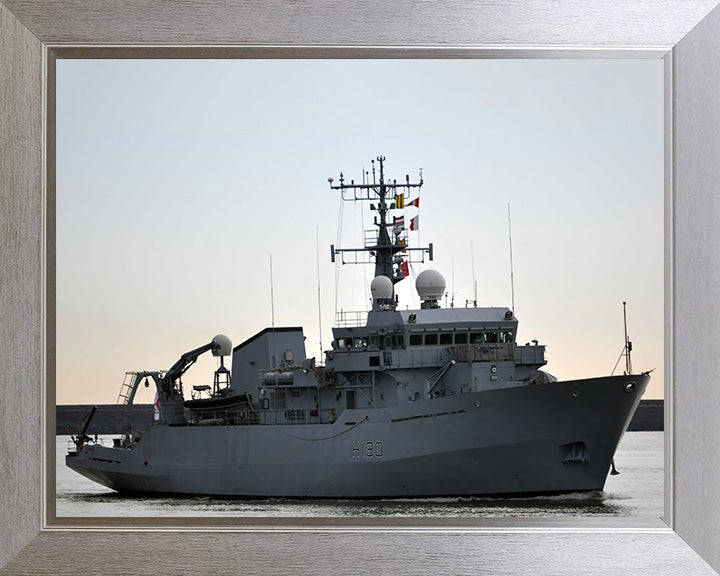 HMS Roebuck H130 | Photo Print | Framed Print | Coastal Survey Vessel | Royal Navy Hampshire Prints