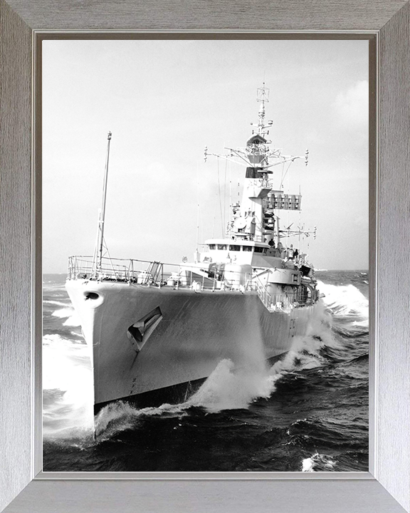 HMS Andromeda (F57) Royal Navy Leander Class Frigate Underway Portrait Photo Print Wall Art Decor Posters, Prints, & Visual Artwork Hampshire Prints 10 x 8 Silver Frame No