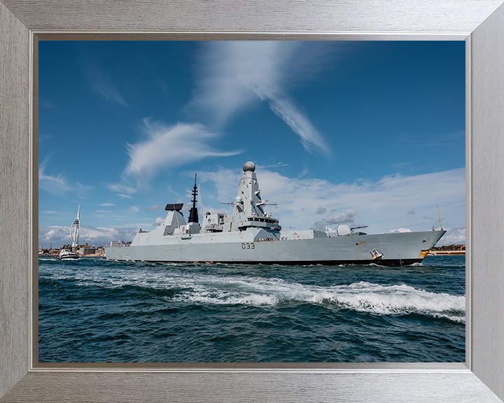 HMS Dauntless (D33) Photo Print - Exiting Portsmouth 2025 - Royal Navy Type 45 Destroyer Hampshire Prints 10 x 8 Silver Frame No