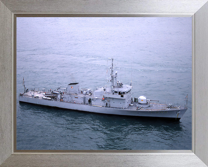 HMS Swallow P242 | Photo Print | Framed Print | Peacock Class | Patrol Vessel | Royal Navy Hampshire Prints