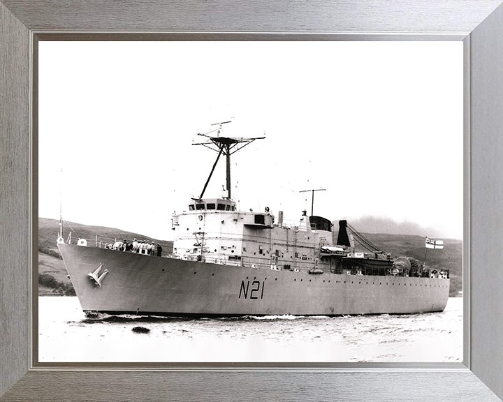 HMS Abdiel (N21) Photo Print - Entering Harbour - Royal Navy Abdiel Class Minelayer Posters, Prints, & Visual Artwork Hampshire Prints 10 x 8 Silver Frame No