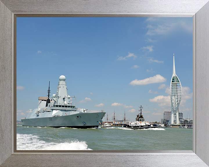 HMS Daring (D32) Royal Navy Type 45 Destroyer Leaves Portsmouth 2013 Photo Print Wall Art Decor Posters, Prints, & Visual Artwork Hampshire Prints 10 x 8 Silver Frame No