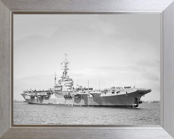 HMS Glory R62 | Photo Print | Framed Print | Colossus Class | Aircraft Carrier | Royal Navy Hampshire Prints