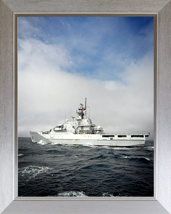 HMS Clyde (P257) Royal Navy River Class Patrol Vessel Port Side Portrait Photo Print Wall Art Decor Posters, Prints, & Visual Artwork Hampshire Prints 10 x 8 Silver Frame No