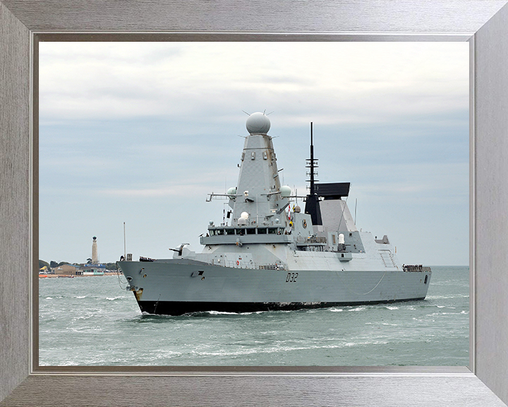 HMS Daring (D32) Photo Print - Homecoming 2012 - Royal Navy Type 45 Destroyer Posters, Prints, & Visual Artwork Hampshire Prints 10 x 8 Silver Frame No