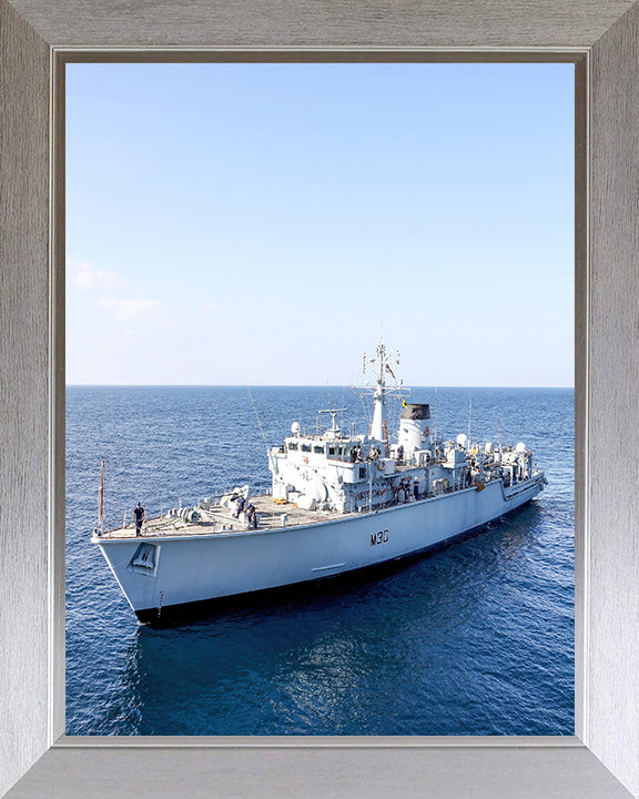 HMS Ledbury M30 | Photo Print | Framed Print | Hunt Class | Minesweeper | Royal Navy Hampshire Prints