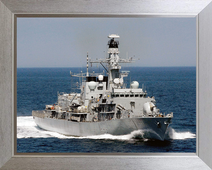 HMS Argyll (F231) Photo Print - At Sea 2004 - Royal Navy Type 23 Frigate Hampshire Prints 10 x 8 Silver Frame No
